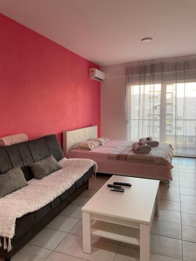 Naki Apartmani Podgorica Exterior foto